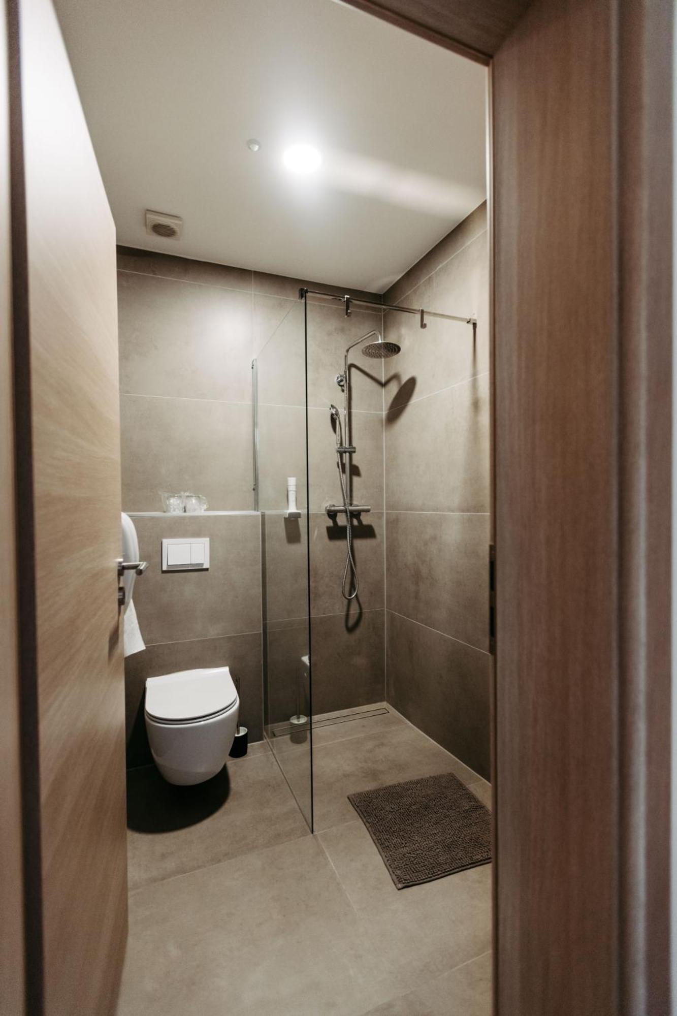 פטוי Hotel Murat מראה חיצוני תמונה