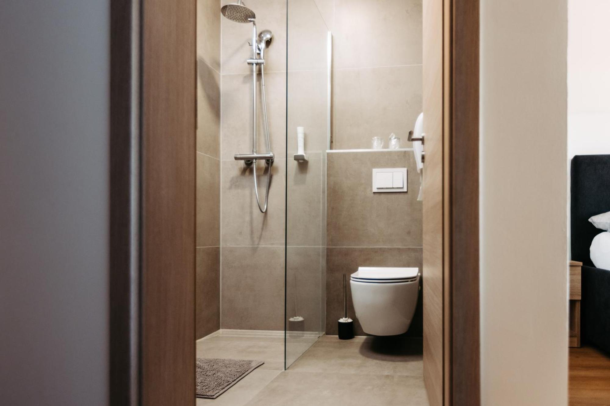 פטוי Hotel Murat מראה חיצוני תמונה