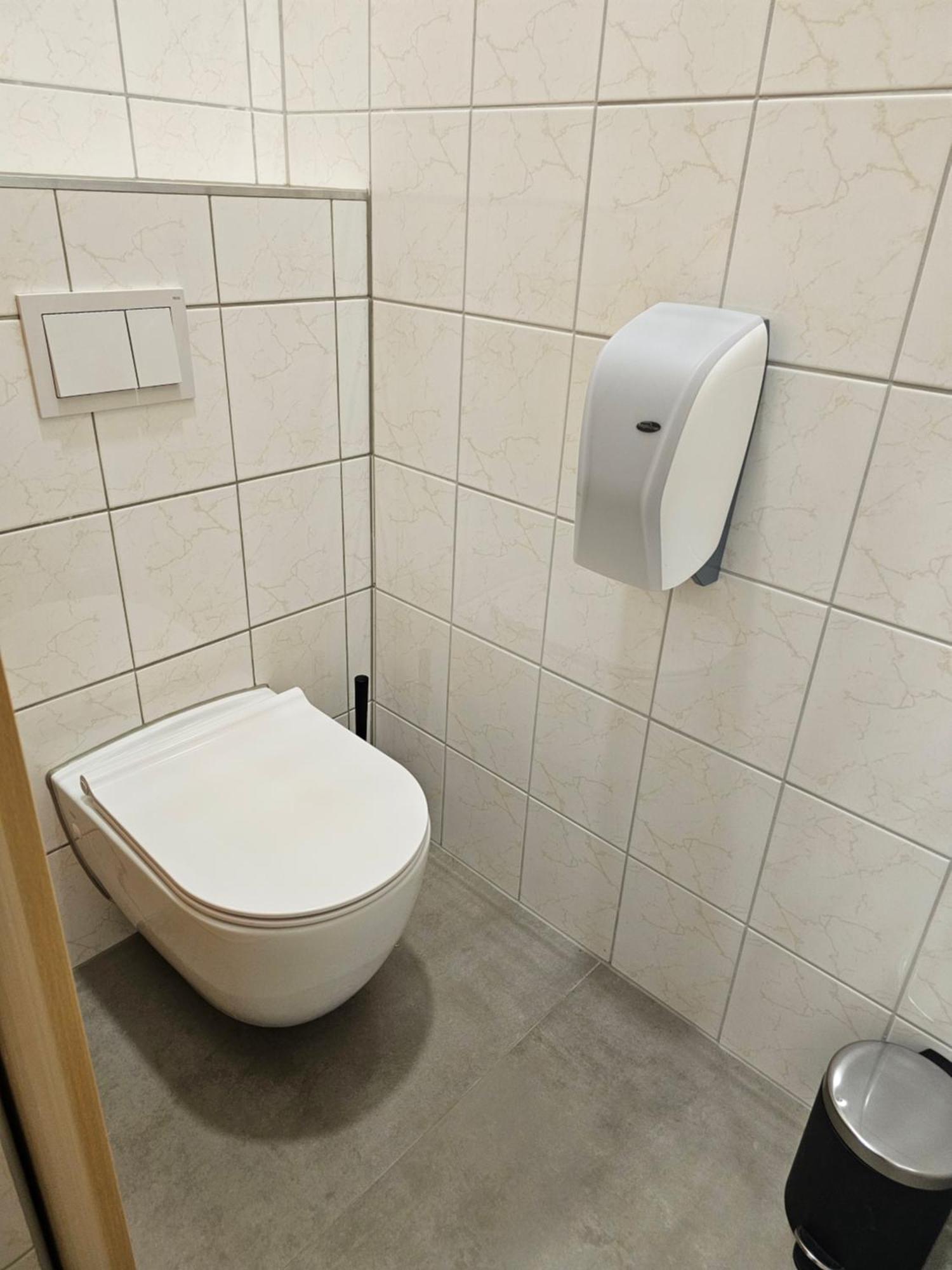 פטוי Hotel Murat מראה חיצוני תמונה